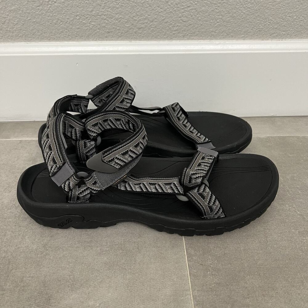 Teva Hurricane XLT2 Men`s Size 12 Black Gray Sport Hiking Sandals Outdoor Shoes